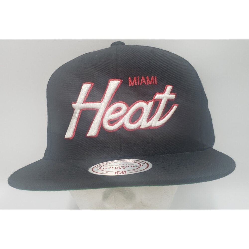 Miami Heat Mitchell & Ness Adjustable Snapback Cap NBA Hardwood Classics Unisex